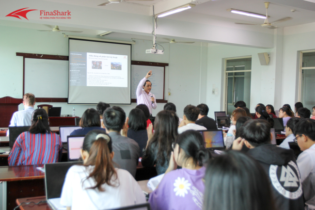 Đào tạo chứng khoán Finashark - Lộ trình nhanh nhất để trở thành nhà đầu tư chuyên nghiệp