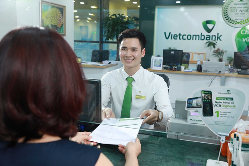 Ngân hàng TMCP Ngoại thương Việt Nam (VCB): Trụ vững trong khó khăn