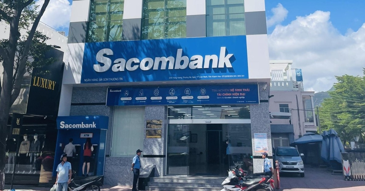 Sacombank (STB): Tiềm năng tăng trưởng không rõ ràng do chậm hoàn thành tái cấu trúc