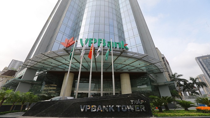 VPBank (VPB): Doanh thu phục hồi, gánh nặng lên lợi nhuận từ FEC giảm bớt trong năm 2024