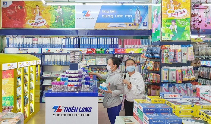 CTCP Tập đoàn Thiên Long (TLG): Triển vọng tích cực đã phản ánh vào giá cổ phiếu; hạ khuyến nghị xuống Nắm giữ