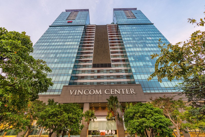 CTCP Vincom Retail (VRE): VIC bán cổ phần sở hữu; tăng 9% giá mục tiêu